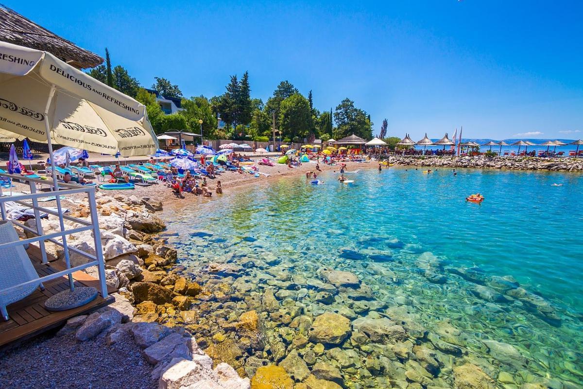 Apartments By The Sea Njivice, Krk - 5296 Exterior foto