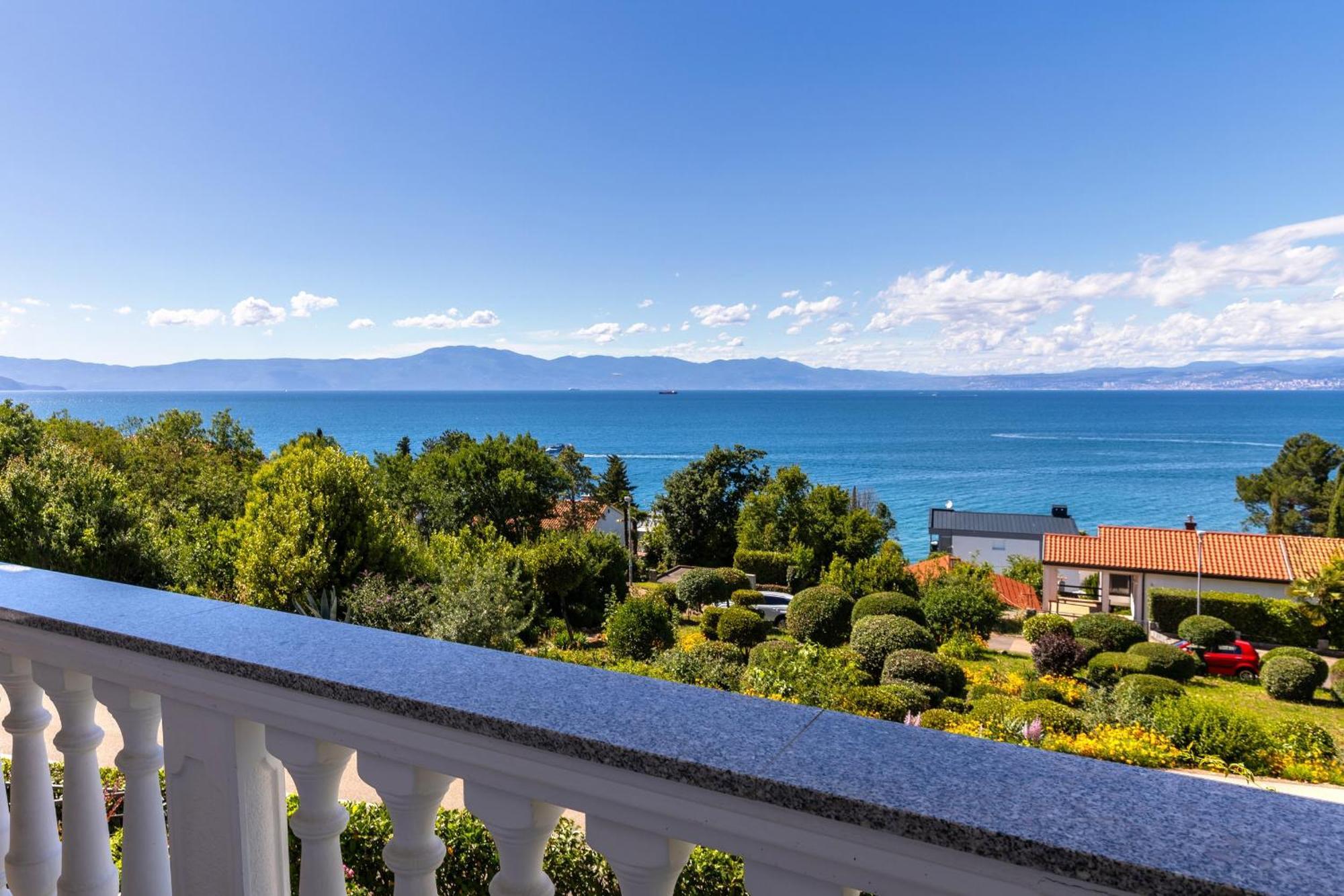 Apartments By The Sea Njivice, Krk - 5296 Exterior foto