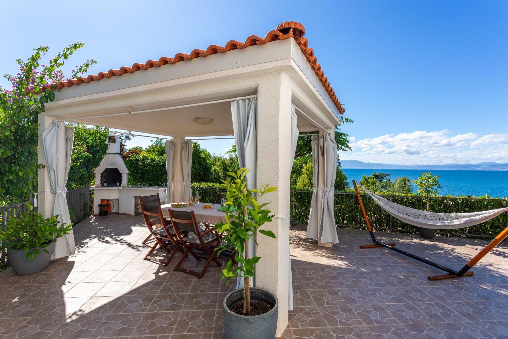Apartments By The Sea Njivice, Krk - 5296 Exterior foto